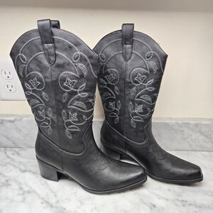 Dream Pairs Cowboy Boots Womens Size 8.5 Western Boots Embroidered Black w/ Heel